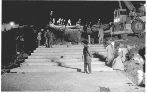 In order to finish the tomb on time for the Thursday funeral, Yapi Merkezi construction crews worked around the clock