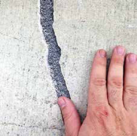 Preparation for a crack repair